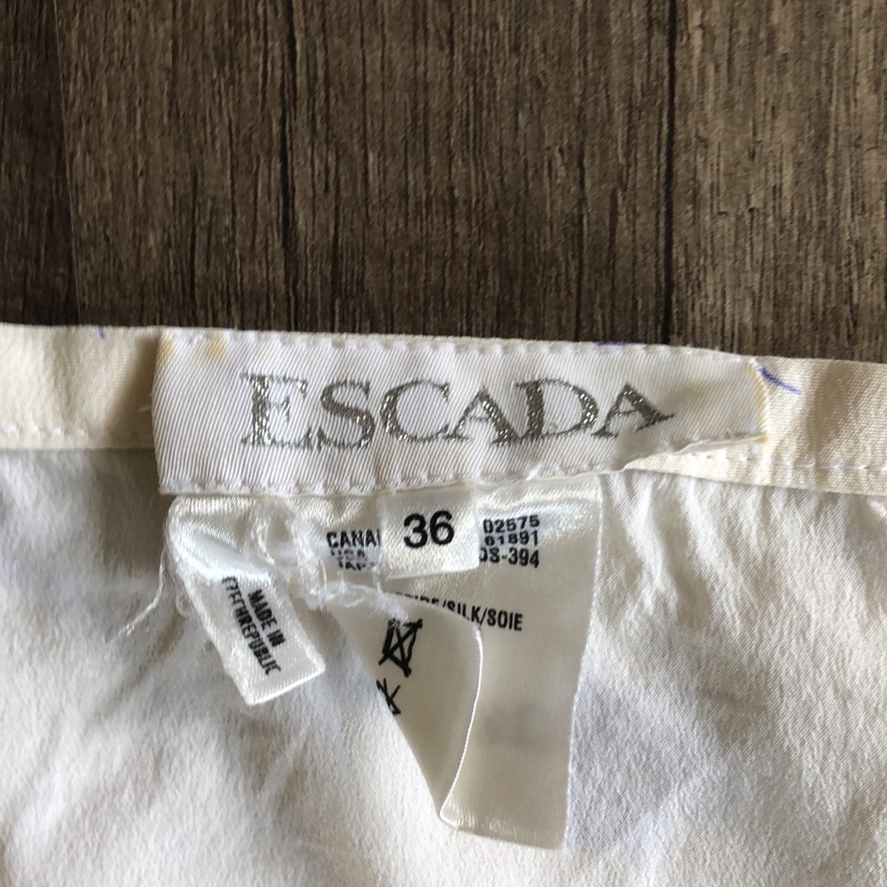 Escada Ivory and Blue Floral and Butterfly Mini Silk Skirt 36 - Picture 5 of 9